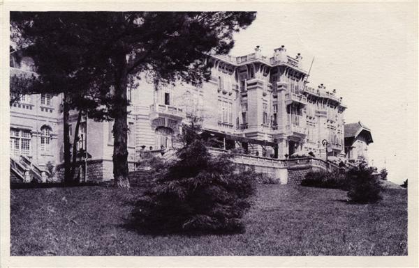 258. DALAT. Langbian Palace